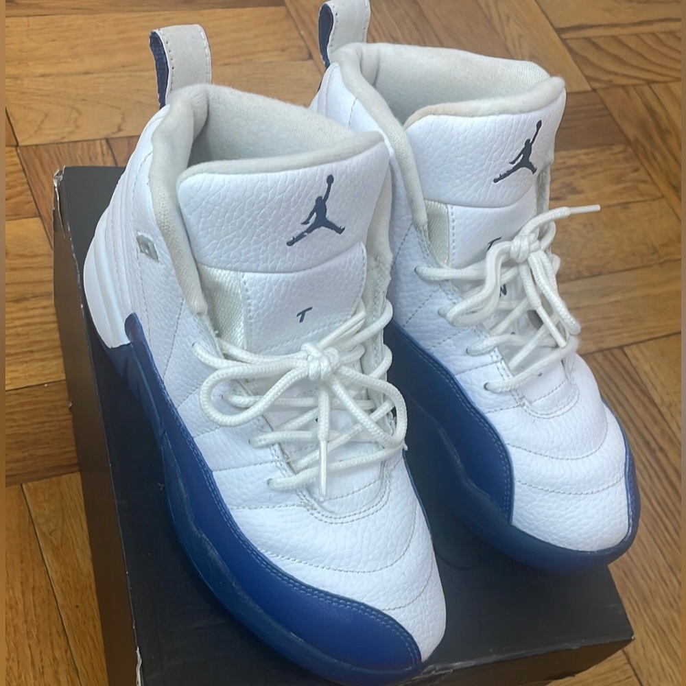 Boys Jordan 12 Size 3